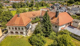 Grad naprodaj: tako je videti znotraj #foto
