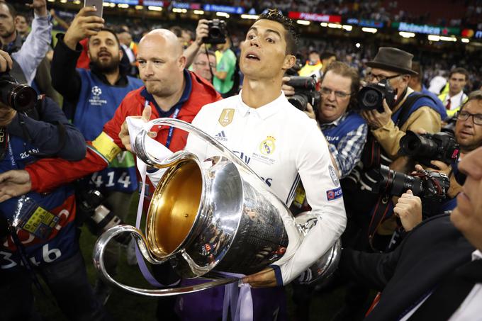 Cristiano Ronaldo je po osvojitvi lige prvakov spet prvi kandidat za osvojitev zlate žoge. | Foto: Reuters