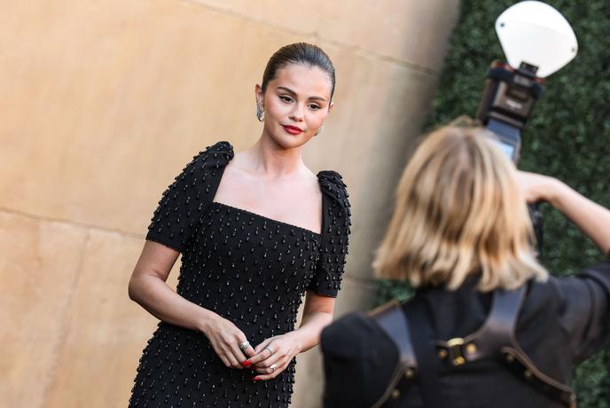 Selena Gomez se brani pred očitki o goljufiji