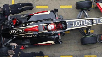 Grosjean super, Vettel sekundo zaostanka, Alonso zadnji