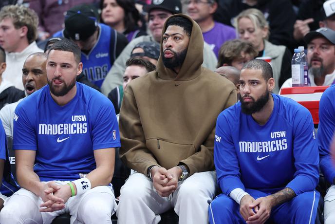 Dallas Mavericks v pričakovanju daljše odsotnosti Anthonyja Davisa