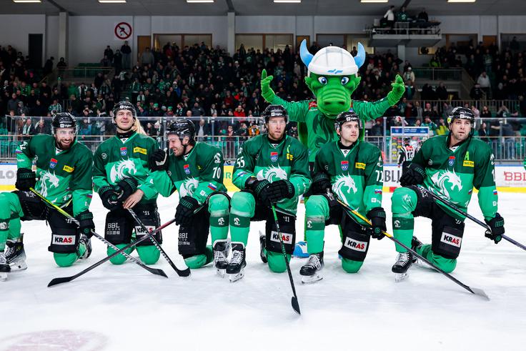 Torkova tekma je bila najbolje obiskana v sezoni, v živo si jo je ogledalo dobrih 3.900 gledalcev. | Foto: Aleš Fevžer