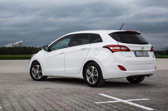 Je prenovljeni hyundai i30 wagon upravičeno dražji od 20 tisočakov?