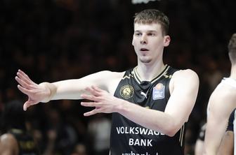 Luka Ščuka v dresu New York Knicks dobiva priložnost
