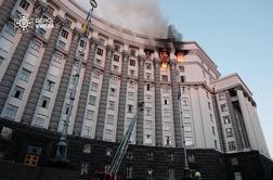 Kijev: V napadu ubili mater in dojenčka. Rusija z raketami in droni sejala uničenje