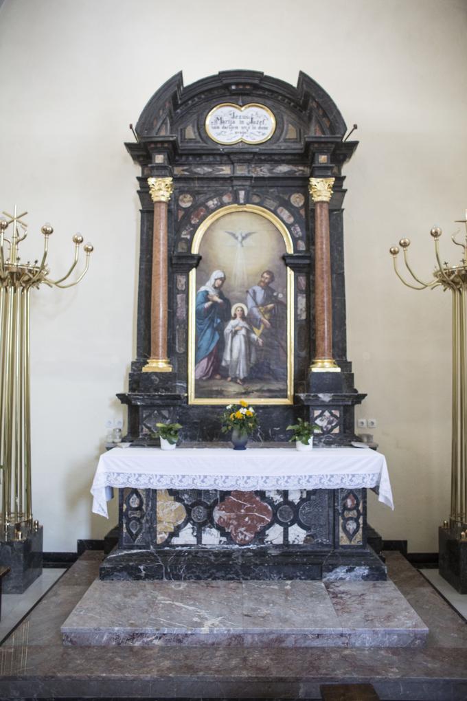 V cerkvi sv. Martina v Igu stoji oltar iz črnega marmorja iz 17. stoletja. | Foto: Matej Leskovšek