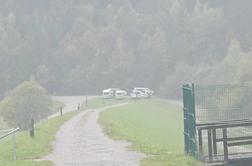 V Ribnici našli mrtvo žensko. Policija je osumljenca izsledila. #foto #video