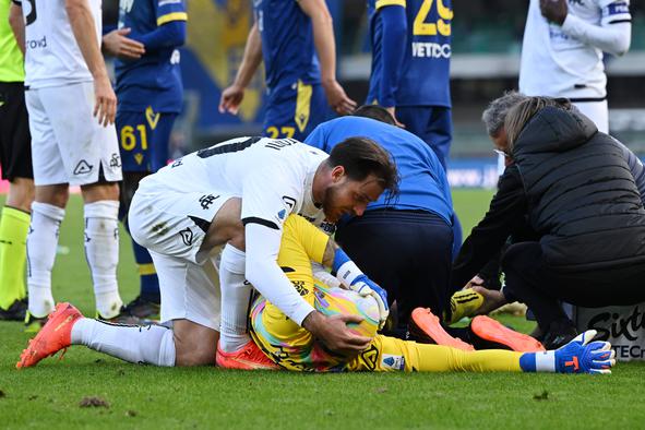 Neprijetni prizori v serie A: Poljak po poškodbi brez svetovnega prvenstva #video