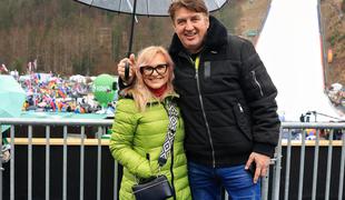 Poročil se je mlajši sin Nuše Derenda