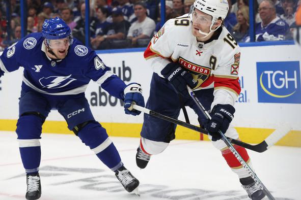 Panterji z zmago začeli končnico NHL