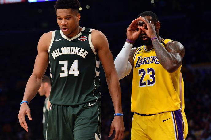 Giannis Antetokounmpo, LeBron James | Giannis Antetokounmpo in LeBron James. Tokrat je bil boljši LeBron James. | Foto Reuters