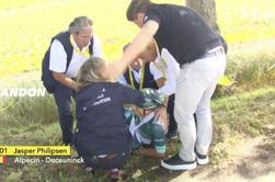 V živo: spet drama na Touru, po grdem padcu odstopil nosilec zelene majice