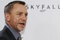 Daniel Craig se je uprl Rogerju Mooru