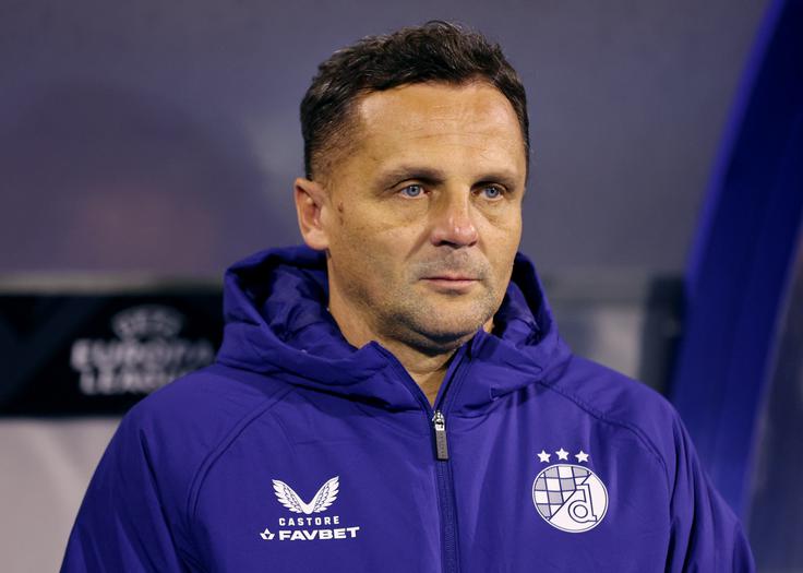 Trenerju Dinama Mariu Kovačeviću se po zadnjih skromnih rezultatih, izstopajo zlasti porazi v Evropi, pošteno trese stolček v Zagrebu. | Foto: Reuters