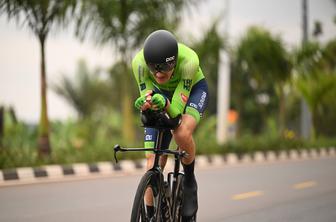 Šved do mavrične majice, Marolt z vročega stola do 20. mesta