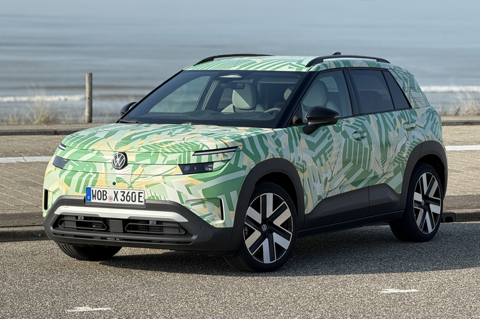 Volkswagen ID.cross | ID.cross je dolg 4,15 metra in širok 1,79 metra, medosna razdalja pa znaša 2,60 metra. | Foto Gregor Pavšič