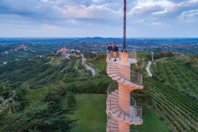 Pogled z vrha razgledne stolpa Gonjače. | Foto: www.slovenia.info/sl
