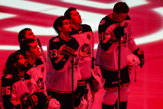 Columbus Blue Jackets so se poklonili Gaudreauju. | Foto: Reuters