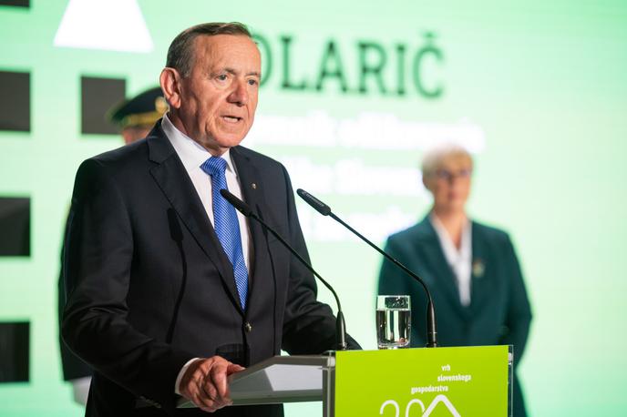 Jože Colarič | Jože Colarič: "Ključni dejavniki naše rasti so lasten razvoj, prisotnost na številnih trgih, raznovrstna ponudba zdravil – predvsem za kronične bolezni – ter vertikalno integrirani poslovni model, ki nam daje stabilnost, robustnost in prožnost."  | Foto Boštjan Podlogar/STA