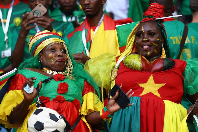 Na tribunah ni manjkalo navijačev iz Afrike v pisanih oblačilih, ki pa na koncu niso dočakali pozitivnega rezultata svojih ljubljencev. | Foto: Reuters