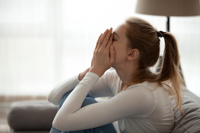Tesnoba, žalost | Občutke tesnobe lahko ublažite ali celo povsem odpravite z nekaj preprostimi triki. | Foto Getty Images
