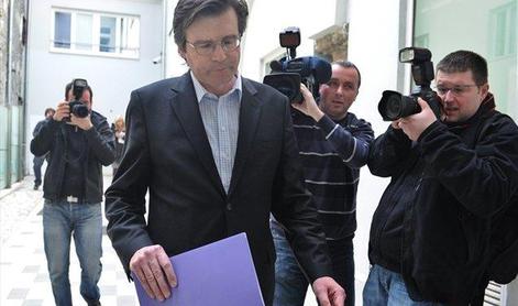 Zoranu Thalerju vikend zapor, denarna kazen in prepoved političnega delovanja
