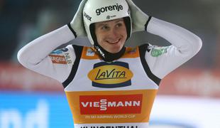 Domen Prevc v lovu na poker zmag