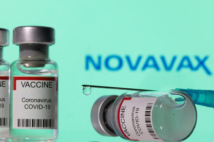 Novavax | EMA je Novavaxovo cepivo odobrila za uporabo pri starejših od 18 let, v dveh odmerkih v razmiku treh tednov.  | Foto Reuters