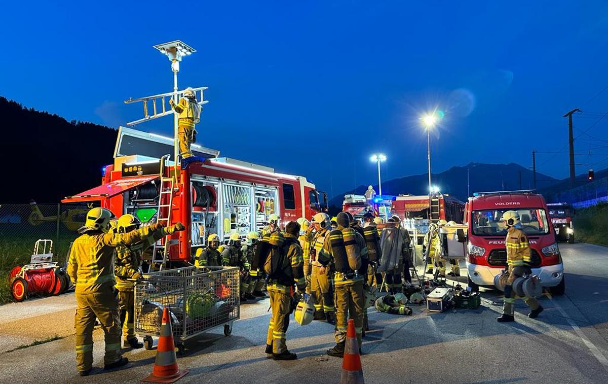 vlak, nesreča, Avstrija, predor | Poškodovane potnike so prepeljali v bližnje bolnišnice, preostale pa z avtobusi v Innsbruck. | Foto Reuters