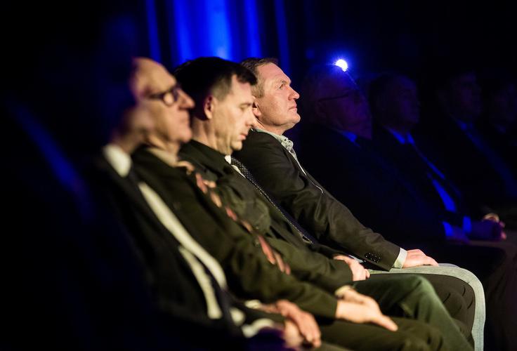 Upa, da bo lahko Slovenija pod njegovim vodstvom računala na vse najboljše nogometaše. | Foto: Vid Ponikvar