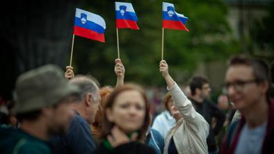 Slovenija po konkurenčnosti gospodarstva tik za Ruando