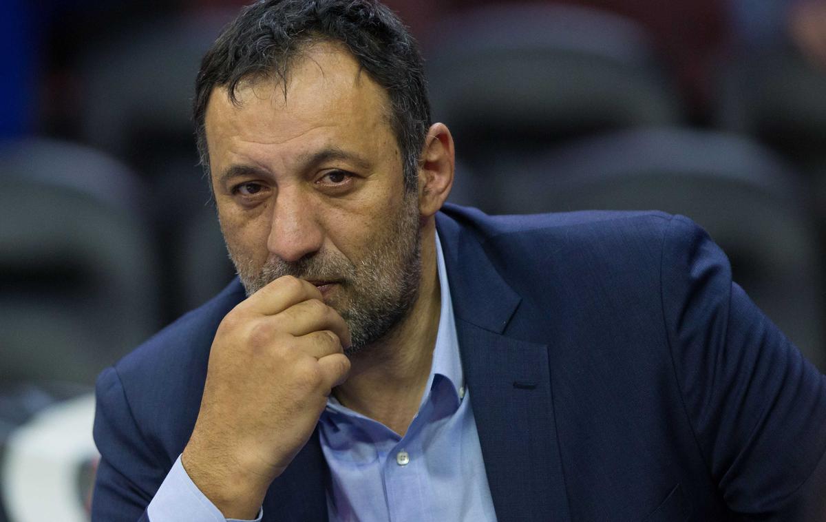 Vlade Divac | Vlade Divac se je ponesrečil z motorjem. | Foto Reuters