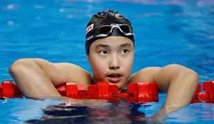 Komaj 13-letni kitajski plavalki absolutni azijski rekord
