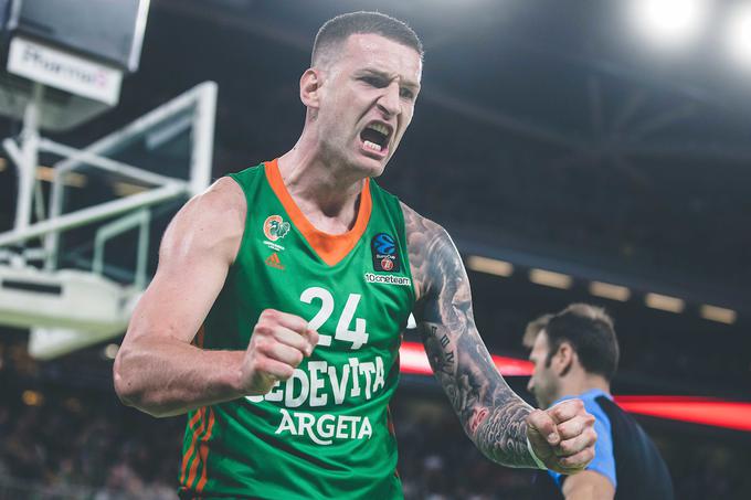 Alen Omić je v torek vknjižil dvojni dvojček − 15 točk in kar 16 skokov. | Foto: Grega Valančič/Sportida