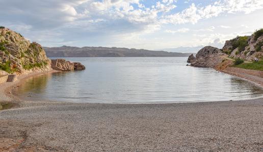 Na Hrvaškem odprli prvo plažo za motoriste