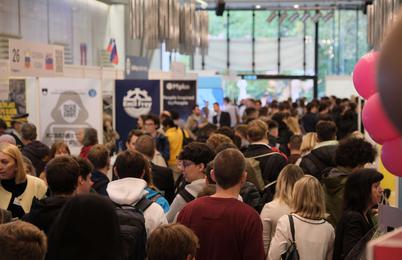 Karierni uspeh je kombinacija izkušenj, truda in vrednot