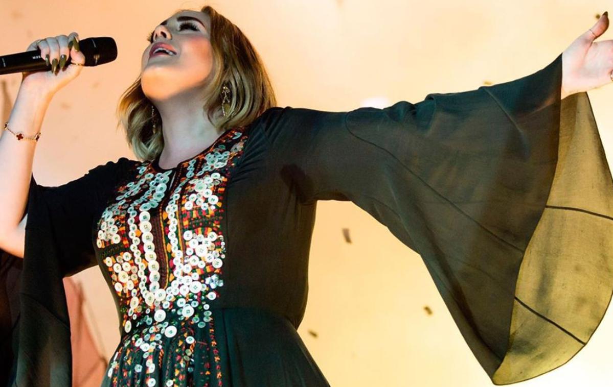 Adele | Na dan, ko bi moral biti festival Glastonbury, je delila spomin na svoj nastop leta 2016. | Foto Instagram