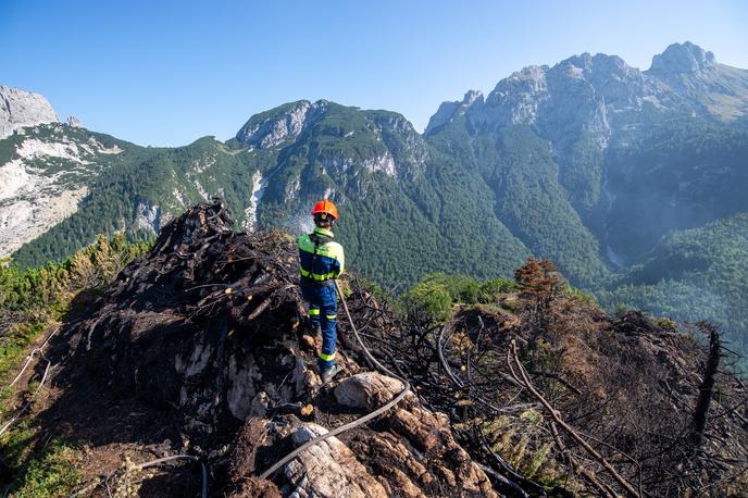 Požarišče Bovec | Razmere na požarišču na Planji na Bovškem so se v torek izboljšale, stanje je stabilno. | Foto Gasilska zveza Slovenije