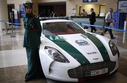 Policisti v Dubaju tudi z ekskluzivnim astonom martinom one-77