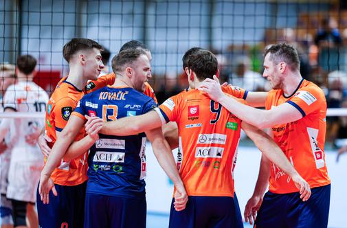 ACH Volley po gladki zmagi ostaja v igri za ligo prvakov