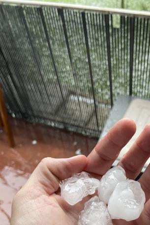 toča, Žalec | Tako je danes popoldne padalo po Žalcu | Foto Matic Tomšič