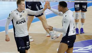 Možič in Planinšič do nove zmage, Mujanović blesti, Sillah se odlično znajde v Italiji