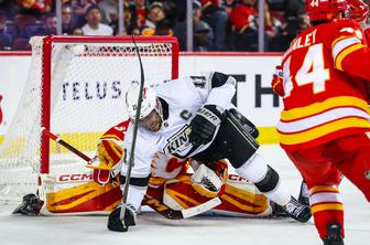 Kopitarju in Kraljem težko prigarana točka v Calgaryju