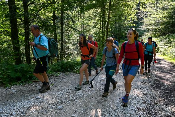 Dokaz več, kako radi imamo Slovenci gore, tudi mladi