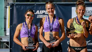 Nov uspeh slovenskih odbojkaric na mivki