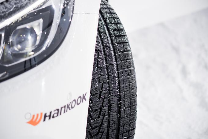 Dobra pnevmatika nam omogoča boljši oprijem vozila na vozišču. | Foto: 