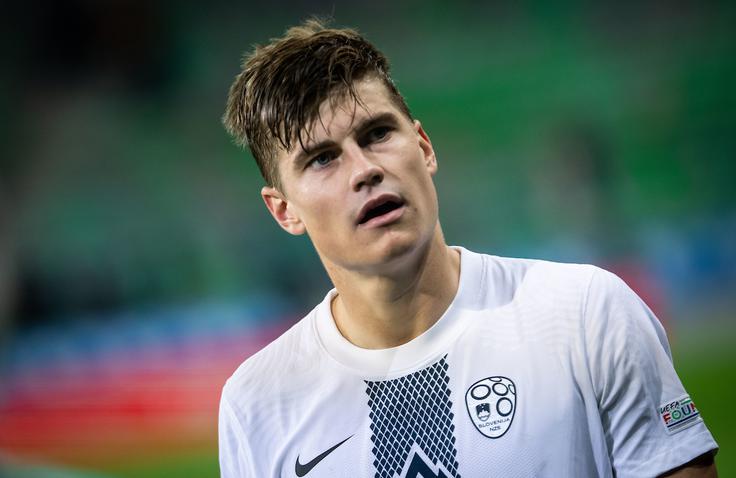 Za slovensko reprezentanco je pri 23 letih zbral že 33 nastopov, na letošnji prijateljski tekmi pa se je proti Hrvaški v Katarju vpisal tudi med strelce. | Foto: Vid Ponikvar