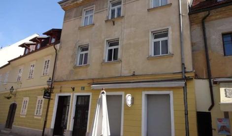Na dražbi se je znašlo dupleks stanovanje v Stari Ljubljani