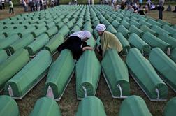 Slovesnost ob spominu na žrtve genocida v Srebrenici (foto)