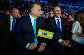 Bruselj nad Orbanovo medijsko hobotnico, ki v Sloveniji obrača nove milijone